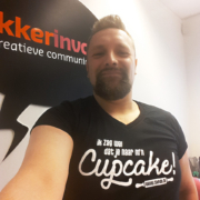 180302_skvdb_shirt_cupcake_royzwart
