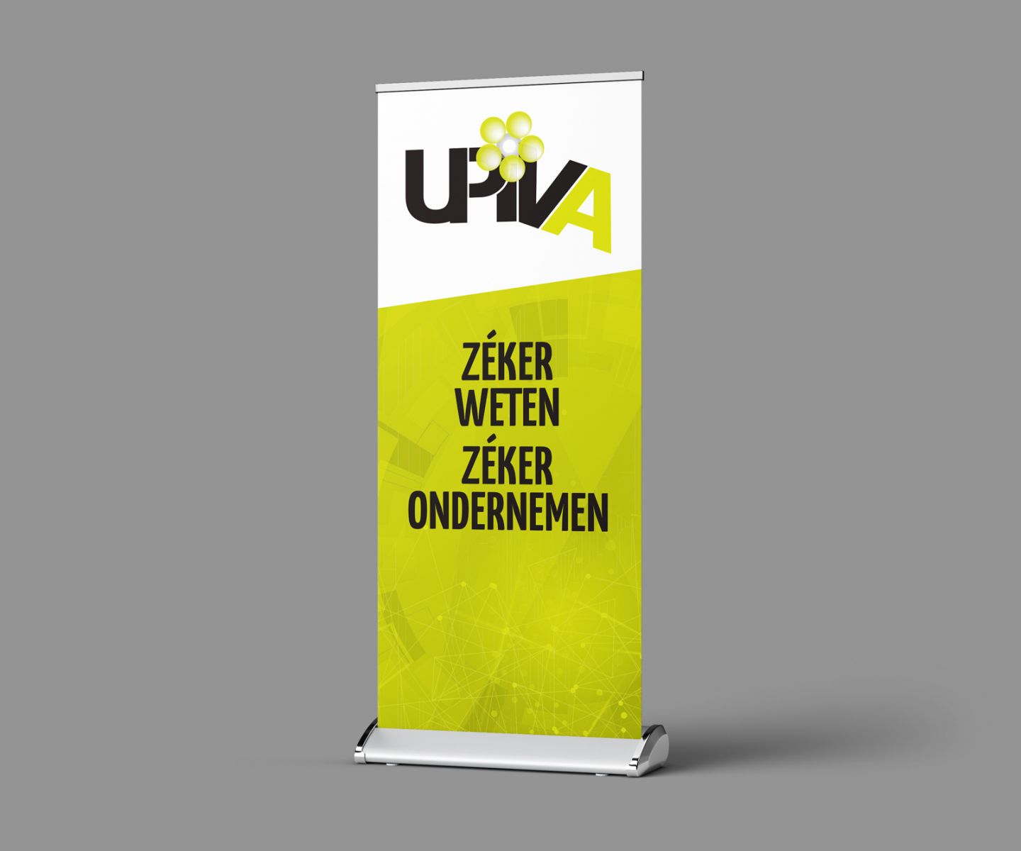 181001_upiva_roll-up-banner