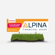 230218-Alpina-sponsorbord_tijdelijke-sticker