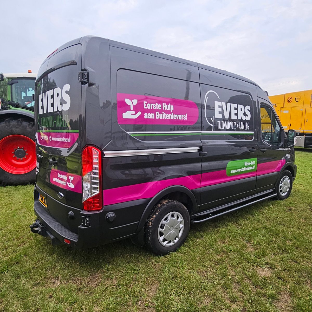 230605-Evers_Buitenleven-busbelettering-Ford-Transit-diapositief