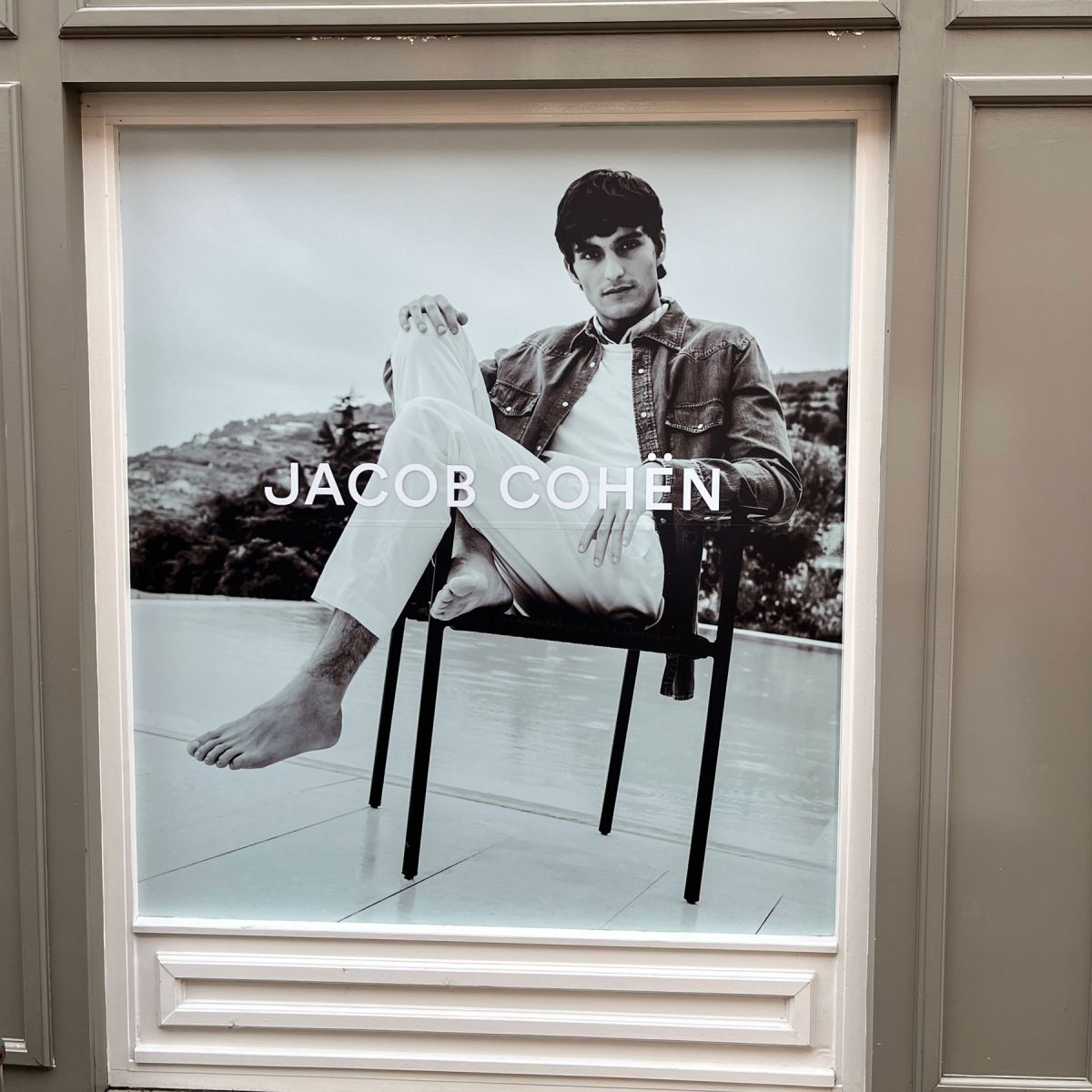 240304-T-Time-belettering-zijraam-jacob-cohen